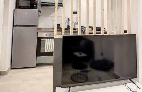 Presles Apartment | Studio Cosy tout équipé 2 pers gare wifi