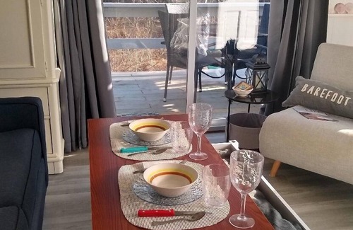 West Dennis Cottage | Studio Cottage - .3 mile walk to S Village Beach. 1 mile to W Dennis Beach.