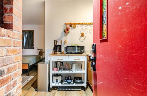 Baring Cottage | Studio Cottage w/private spa for affordable and easy getaway!