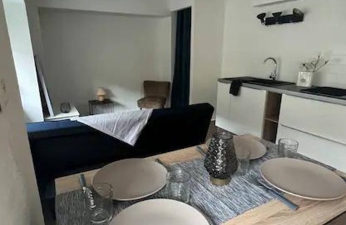 Gray Apartment | Studio Cozy au Centre de Gray