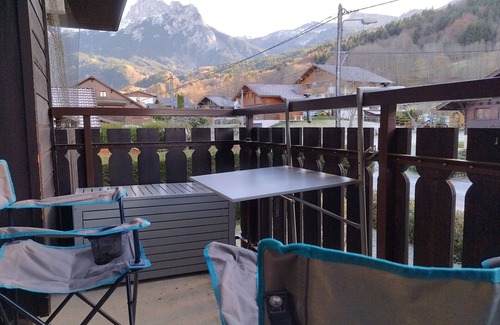 Bernex Apartment | Studio Cozy near Ski Slopes and Hiking Trails in Bernex