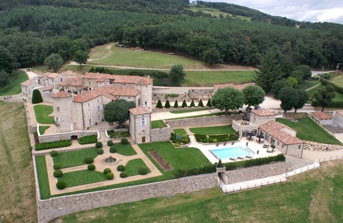 Boffres Bed & Breakfast | Studio de Charme Situé au Cœur D'un Domaine Arboré de 70 Hectares