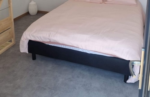 Gouy Apartment | Studio de Jardin Chic et Cosy, Idéal Pour L'armada