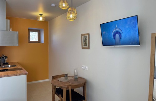 Angliers Apartment | "Studio de la Cour"