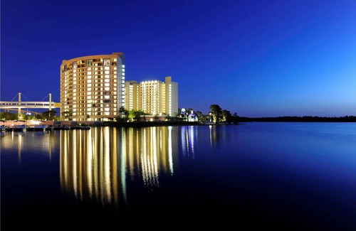 Bay Lake Resort | Studio Deluxe