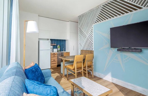 Sobro Apartment | Studio Deluxe w/Mini Kitchen at Nashville Margaritaville Resort!