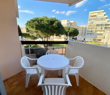 Le Port Apartment | Studio en bord de marina