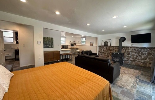 Hangen Ranch And M and B Apartment | Studio Evergreen - Aspens in the Pine