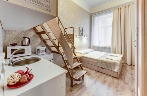 Vladimirskiy Apartment | Studio Favorite City