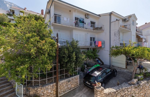 Bratus Apartment | Studio flat near beach Bratuš, Makarska (AS-22135-d)