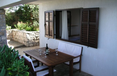 Stomorska Apartment | Studio flat near beach Stomorska, Šolta (AS-5190-a)