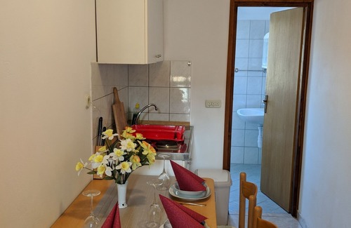 Dobropoljana Apartment | Studio flat with balcony and sea view Dobropoljana, Pašman (AS-8198-a)