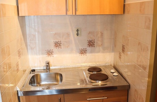 Milna Apartment | Studio flat with balcony and sea view Milna, Hvar (AS-22619-d)