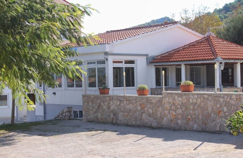 Vinjerac Apartment | Studio flat with terrace and sea view Vinjerac, Zadar (AS-3248-k)