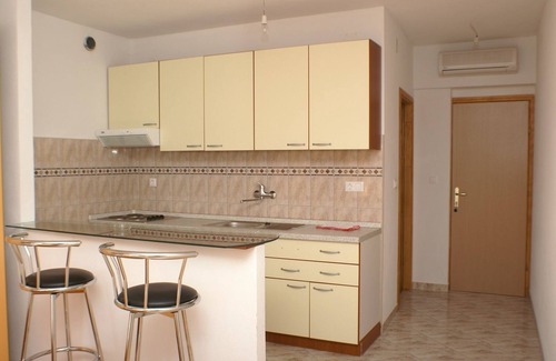 Milna Apartment | Studio flat with terrace and sea view Milna, Hvar (AS-3074-d)