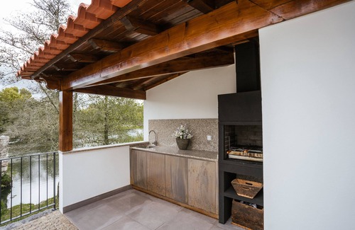 Amares Apartment | Studio for 2 people * SPA * River view