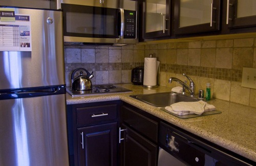 Energy Corridor Apartment | Studio for Business Travel! Free Shuttle, Buffet Breakfast + 24h Business Center