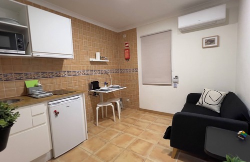 Olhao Apartment | Studio for two guests with patio/terrace, air conditioning and wifi