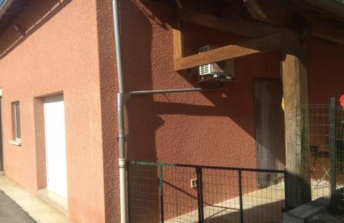 Auxillac Apartment | Studio