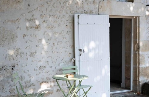 Saint-Porchaire House | Studio