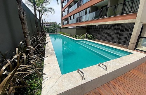 Vila Mariana Apartment | Studio Garden com Spa e Ducha na Área Privativa Externa. Metrô Vila Mariana