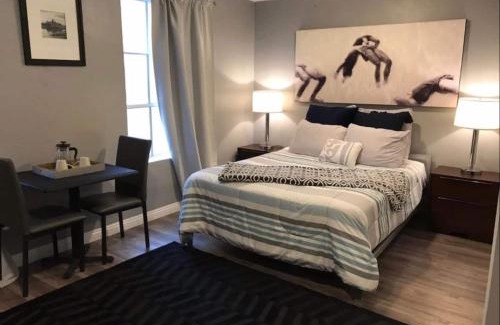 Pacific Terrace Hotel | Studio Gaslamp Conv Cntr - W Parking & 2 Beds #4