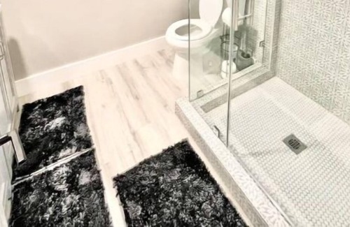 Oak Cliff House | Studio Guesthouse by the Park