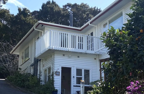 Paihia Apartment | Studio in central Paihia - walk everywhere