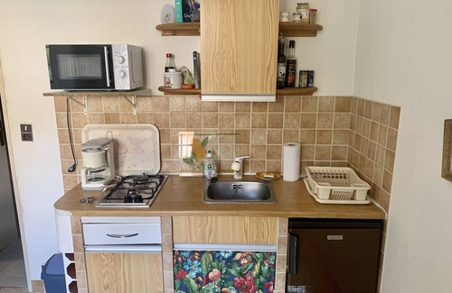Les Salles-sur-Verdon Apartment | Studio in the heart of the village ideal for couples