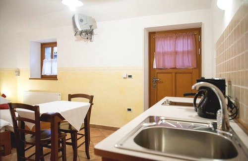 Lokev Apartment | Studio in Guesthouse Muha