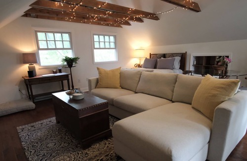 Kingston Apartment | Studio in Historic Kingston Village
