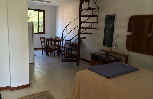 Porto da Lagoa Apartment | Studio in Lagoa overlooking the forest