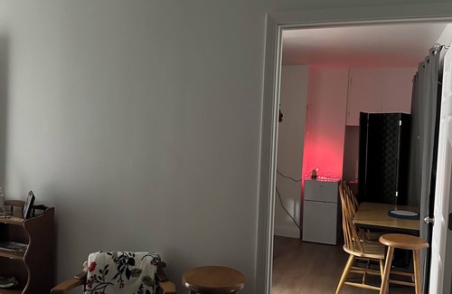 Lake Leelanau Apartment | Studio in Lake Leelanau with outside entrance, king bed, & WiFi