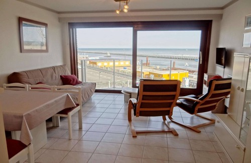 Nieuwpoort Apartment | Studio in Nieuwpoort near Sandy Beaches