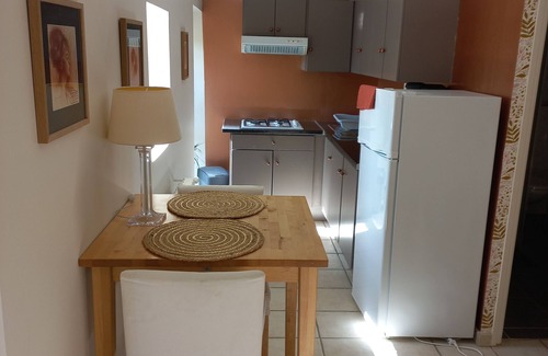 Bazougers Apartment | Studio in the countryside 15 min from Laval