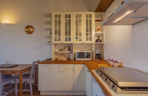 Castenaso Apartment | Studio in the countryside just minutes from Bologna