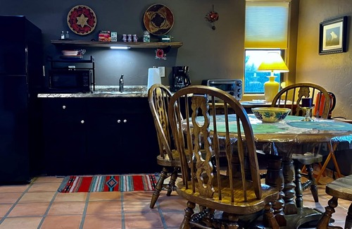 Tanque Verde Apartment | Studio in Tucson AZ, private, on the road to Mount Lemmon.