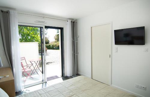 Dompierre-sur-Yon Apartment | Studio indépendant chez l’habitant au calme (n°2)
