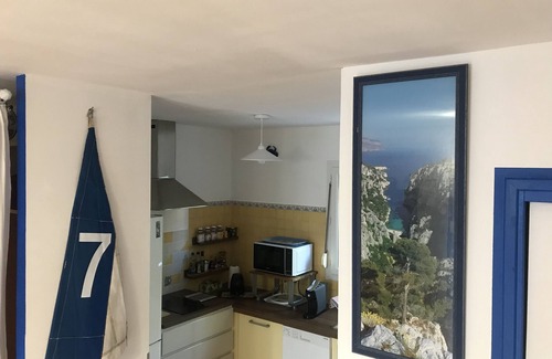 La Timone Villa | Studio Indépendant Avec Piscine et Terrasse - Cigales and the City