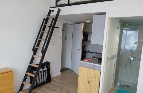 Begles Apartment | studio Indépendant et climatisé. arrivée autonome