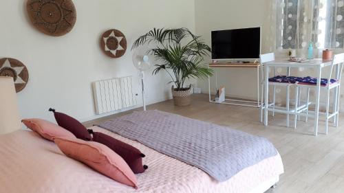 Mios Apartment | Studio indépendant mios bourg