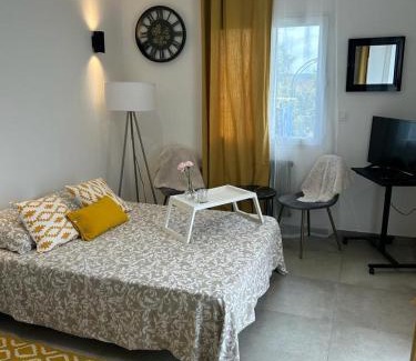 Brax Bed & Breakfast | studio indépendant près de Walygator