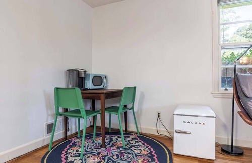 Forest Acres House | Studio, King, Fast Wi-Fi, Ring Camera, Smart TV