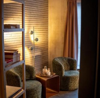 Sint-Jozef House | Studio Kittel Guest Room with Private Bathroom