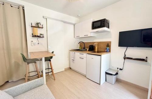 Alpes-Romans Apartment | Studio l'Azur - Garage & Clim - Valence