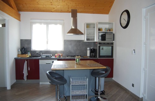 Montjean House | Studio 'Lana Cottage' Private Terrace, Pool & Nature | Perfect for 2