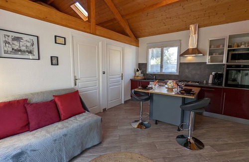 Montjean House | Studio 'Lana Cottage' Private Terrace, Pool & Nature | Perfect for 2