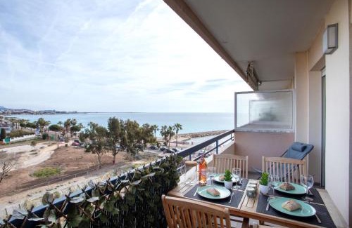 Cros-de-Cagnes Apartment | Studio Le Cagnes Beach-1 by Interhome