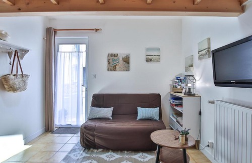 Saint-Julien-des-Landes Apartment | Studio Le Petit Julien