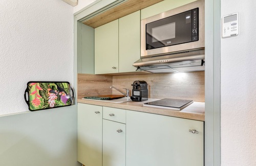 Saint-Pierre-la-Mer Apartment | Studio le Neptune - Appt à 100m de la plage